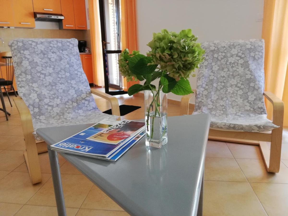 Apartment Suzy Fažana Zewnętrze zdjęcie