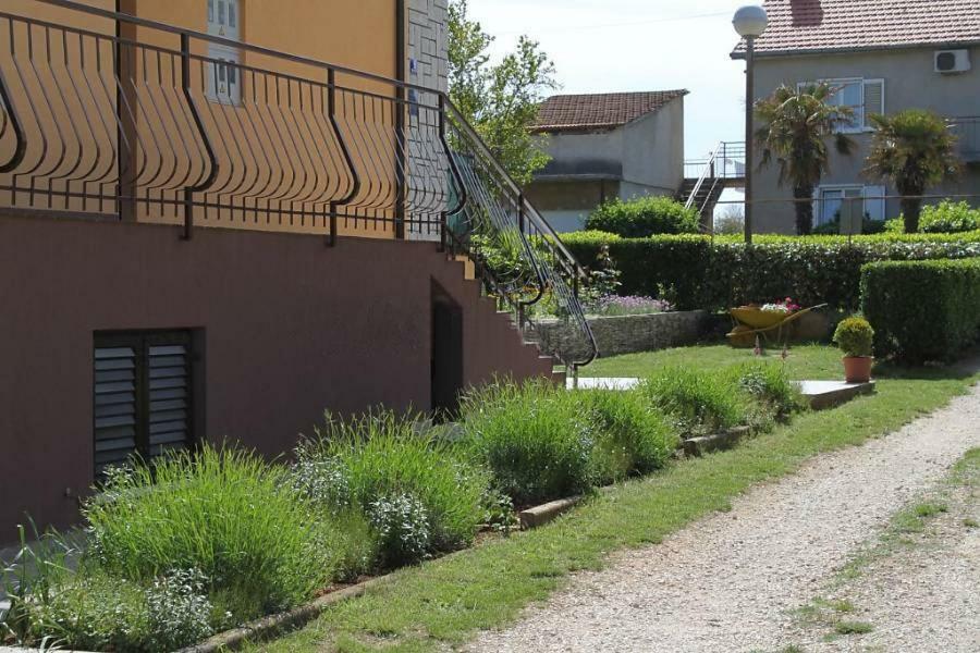 Apartment Suzy Fažana Zewnętrze zdjęcie